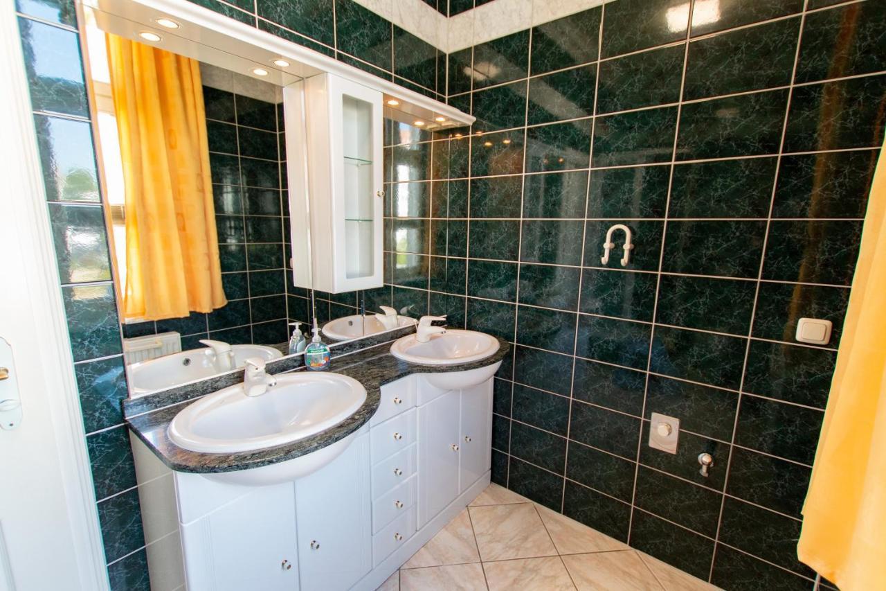 Villa Bertha Sellin  Luaran gambar